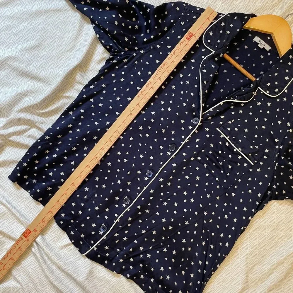 Rails Satin Pajama Top Midnight Stars Women's Size‎ Medium Button Up Collared